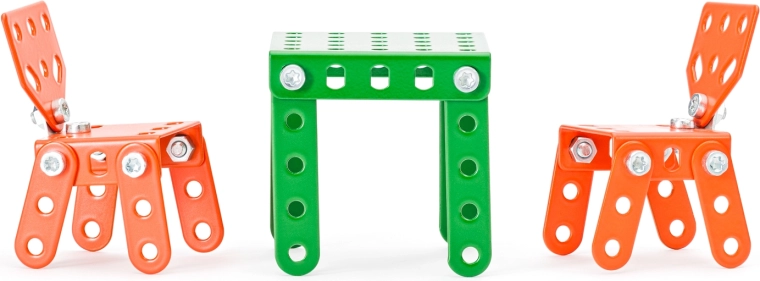 Enostavno vijačenje za male graditelje