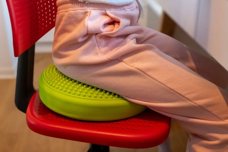 Aktivno sedenje za zdravo hrbtenico