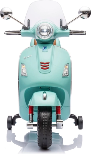 Realističen dizajn z LED lučmi in ogledali