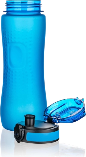 Širok vrat za enostavno polnjenje in čiščenje