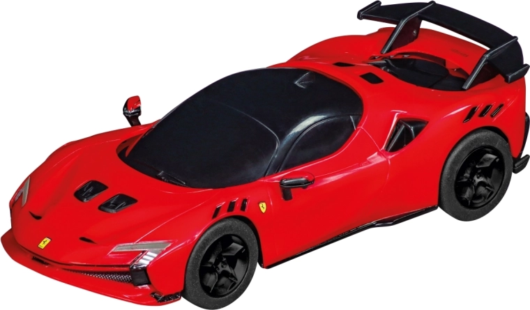 Dva avtomobila Ferrari SF90 XX Stradale