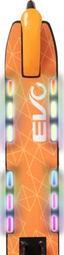 Svetleči LED podest za več zabave in boljšo vidnost