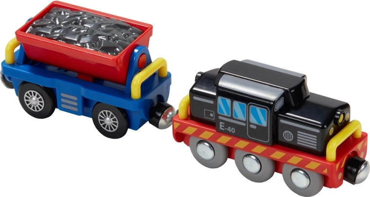 Realistična lokomotiva s tovorni vagoni