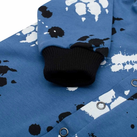 Preprosto oblačenje zahvaljujoč popolnemu zapenjanju s pritiskači