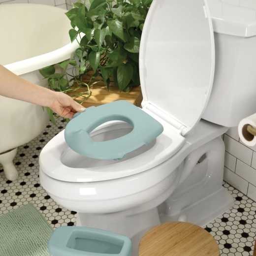 Praktično 2v1: kahlica in nastavek za WC