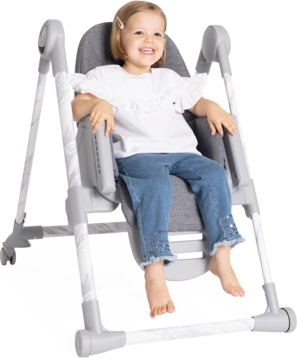 Grows with your child from birth up to 40 kg