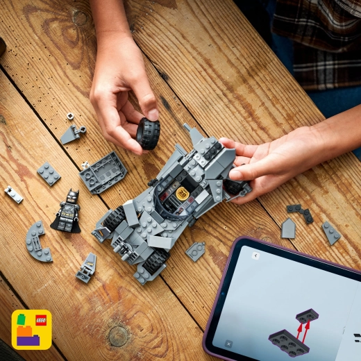 Intuitivno sestavljanje z aplikacijo LEGO Builder