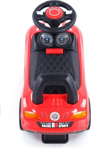 Praktičen shranjevalni prostor za igrače