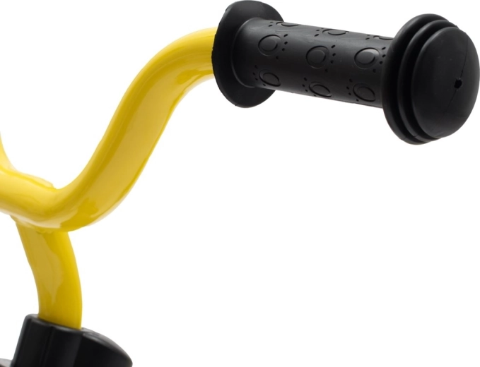 Trden jeklen okvir in varen oprijem