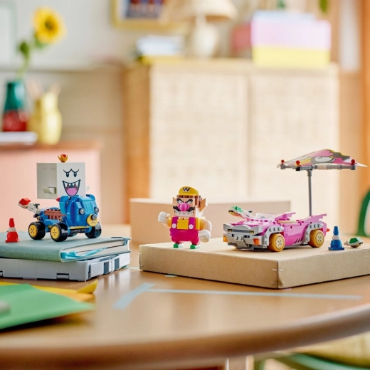 Snemljiv jadralnik za več igralnih možnosti