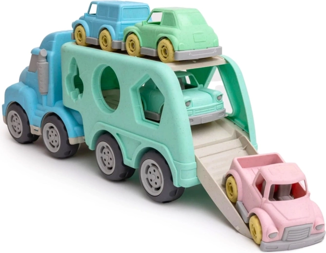 Transporter z rampo in avtomobilčki