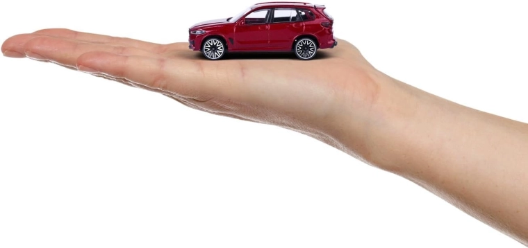 Idealna velikost za v roko (pribl. 7–7,5 cm)