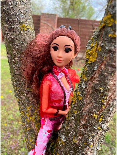 Popolnoma gibljivo telo za kreativno poziranje