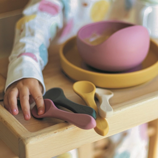 Nežno do dlesni, odporno pri uporabi