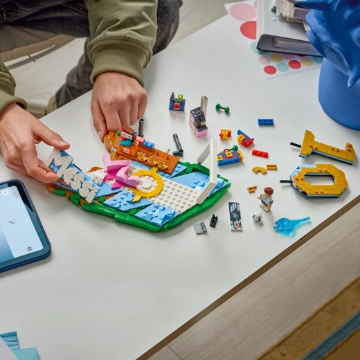 Zabavna gradnja z digitalnimi navodili LEGO Builder