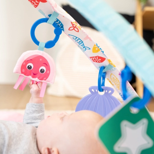 Ocean-themed toys for sensory and motor development
