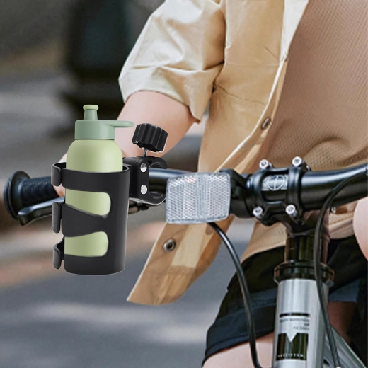 Varno držanje pijače na poti