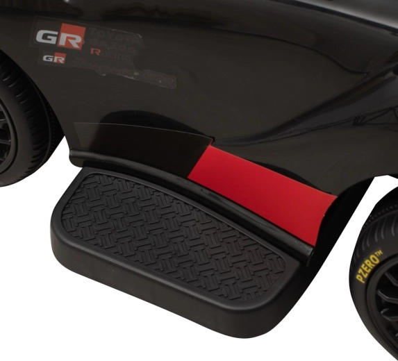 Footrests with an anti-slip texture