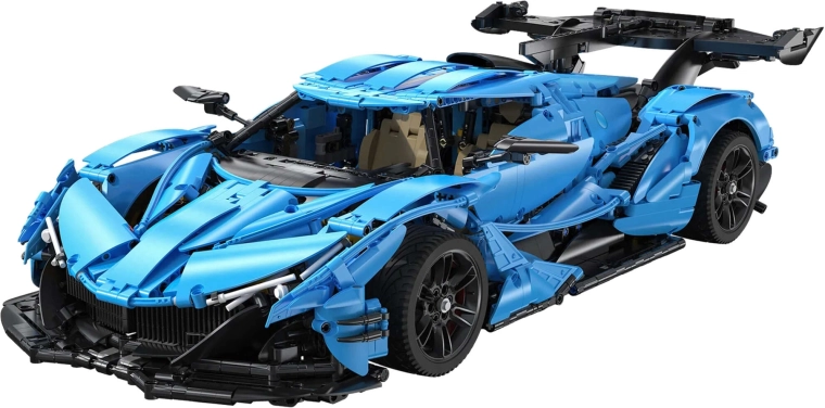 Velik model v merilu 1:8