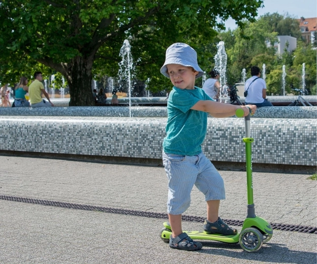 Stabilna vožnja z upravljanjem z nagibanjem
