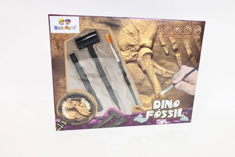 Izkopavanje fosila za male paleontologe