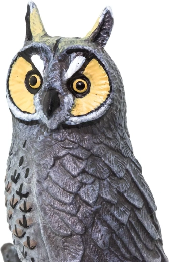 Detailed realistic design