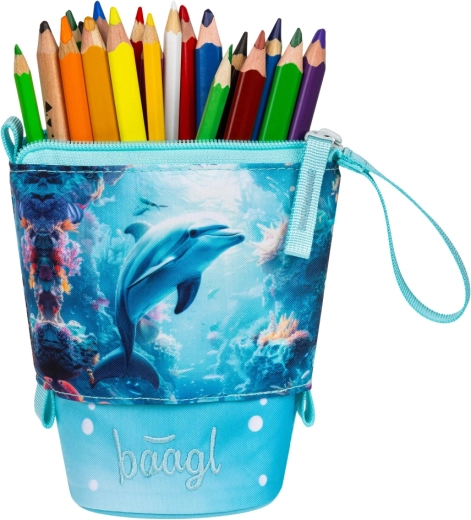 Iz etuija v nekaj sekundah stojalo