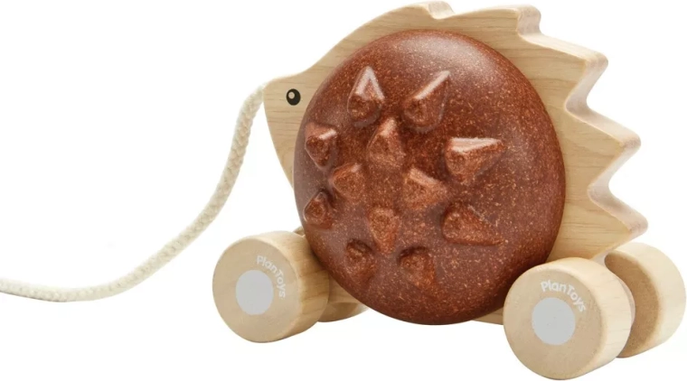 Vlečni ježek PlanToys – rjav