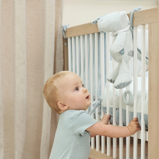 Varno pritrditev v otroškem kotičku