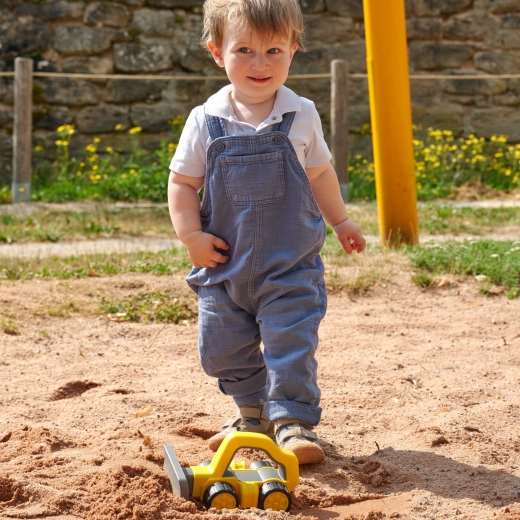 Odličen za peskovnik in vrt