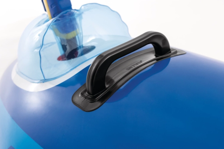 Čvrst ročaj za zanesljiv oprijem