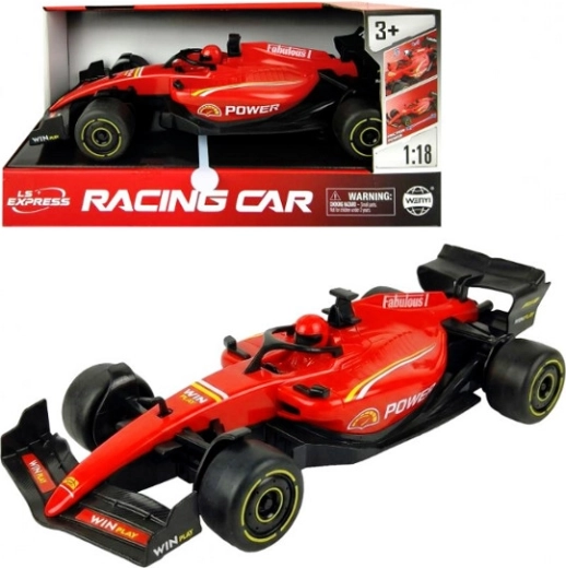 Avto formule 1 z zvokom na vztrajnik