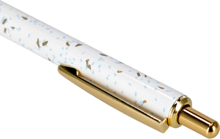 Izvlečni mehanizem in kovinska sponka