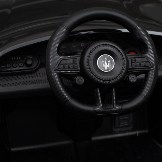 Udobje in zabava: EVA kolesa, eko usnje in Bluetooth