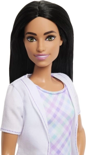 Punčka Barbie pripravljena na zdravljenje