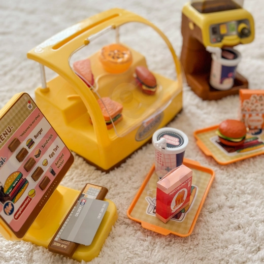 Cash register with menu for little salespeople