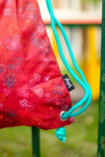 Trpežen in pralni material