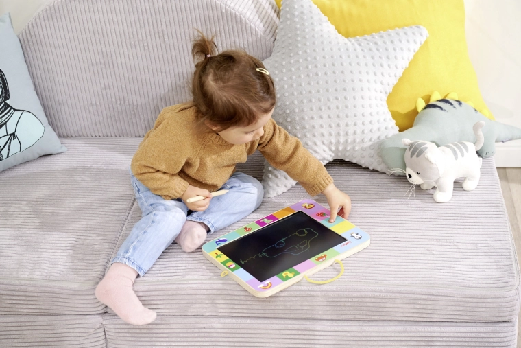 Lahka in prenosna tablica za vsakodnevno ustvarjanje