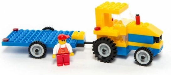 Konstrukcijski komplet Traktor s prikolico 84 kosov