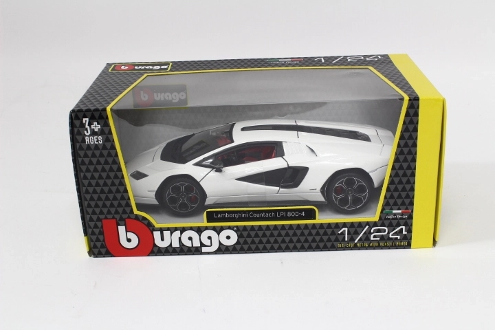 Bburago Lamborghini Countach LPI 800-4 bela 1:24