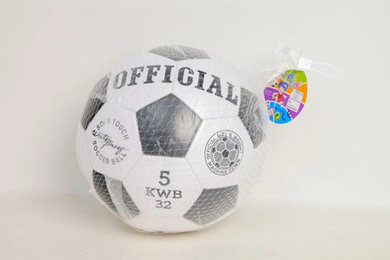 Nogometna žoga črno-bela Beruška