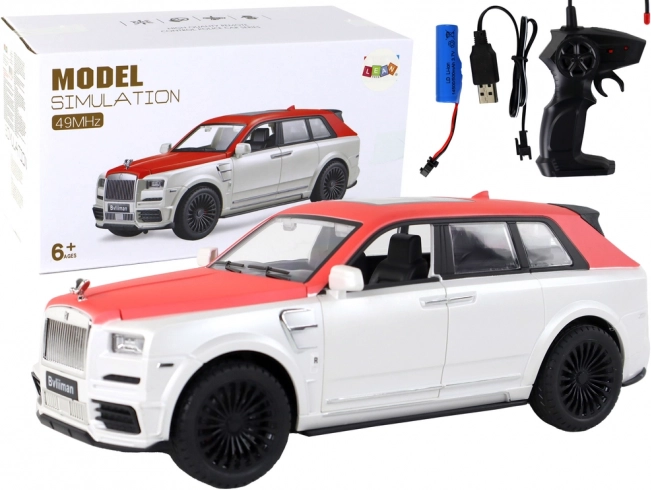 RC avto 1:20 belo‑rdeče z daljinskim upravljalnikom