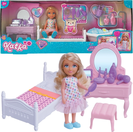 Punčka Katka z kopalnico in dodatki