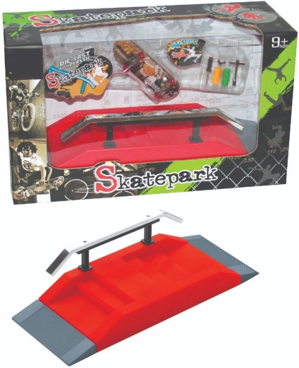 Fingerboard skatepark komplet s kovinsko ograjo