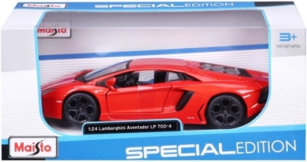 Model avtomobila Lamborghini Aventador LP700-4