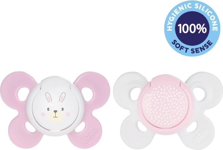 Chicco dudo Physio Comfort silikonski 2–6 m, dekliški motiv zajček/pikice, 2 kos