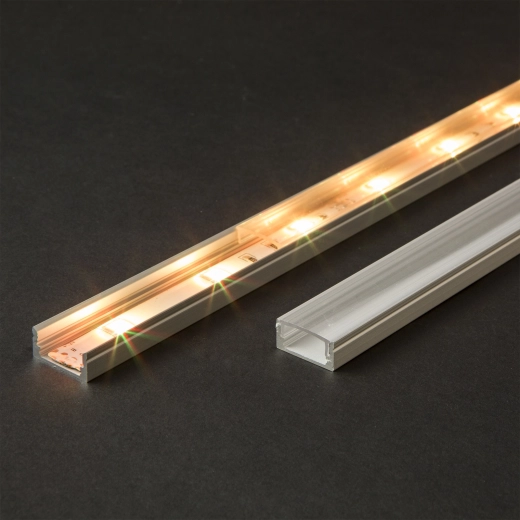Prozoren pokrov za aluminijasti LED-profil