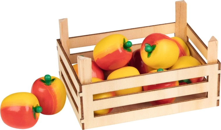 Apples in a wooden crate