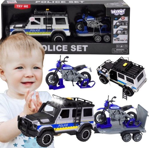 Woopie policijsko terensko vozilo s prikolico in motorjem