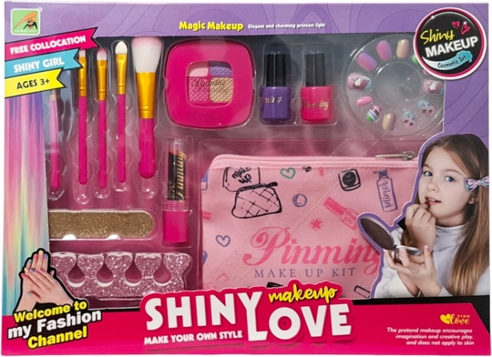 Children’s beauty makeup set with accessories